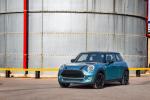 Mini Cooper Caribbean Aqua 2017 года (ZA)